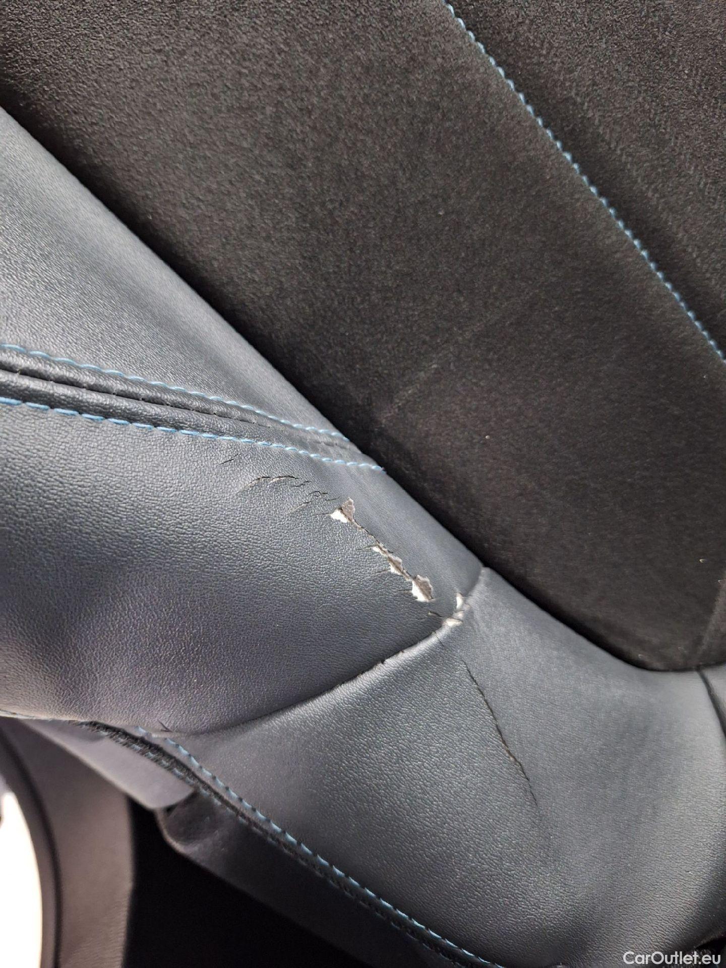  Peugeot  5008 Peugeot,  '16, Peugeot  1.2 PureTech 96kW S&S EAT8 Crossway 7pl #53