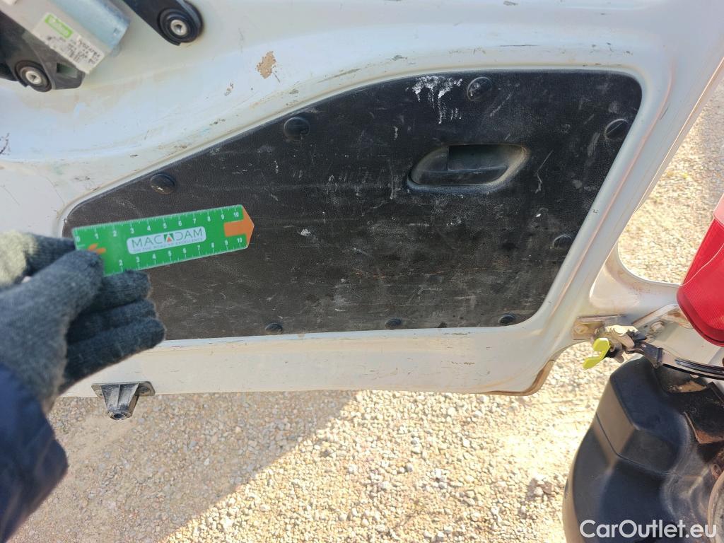  Peugeot  RIFTER PEUGEOT  / 2018 / 4P / combi Active Standard BlueHDi 73kW (IND) (CX2) #3