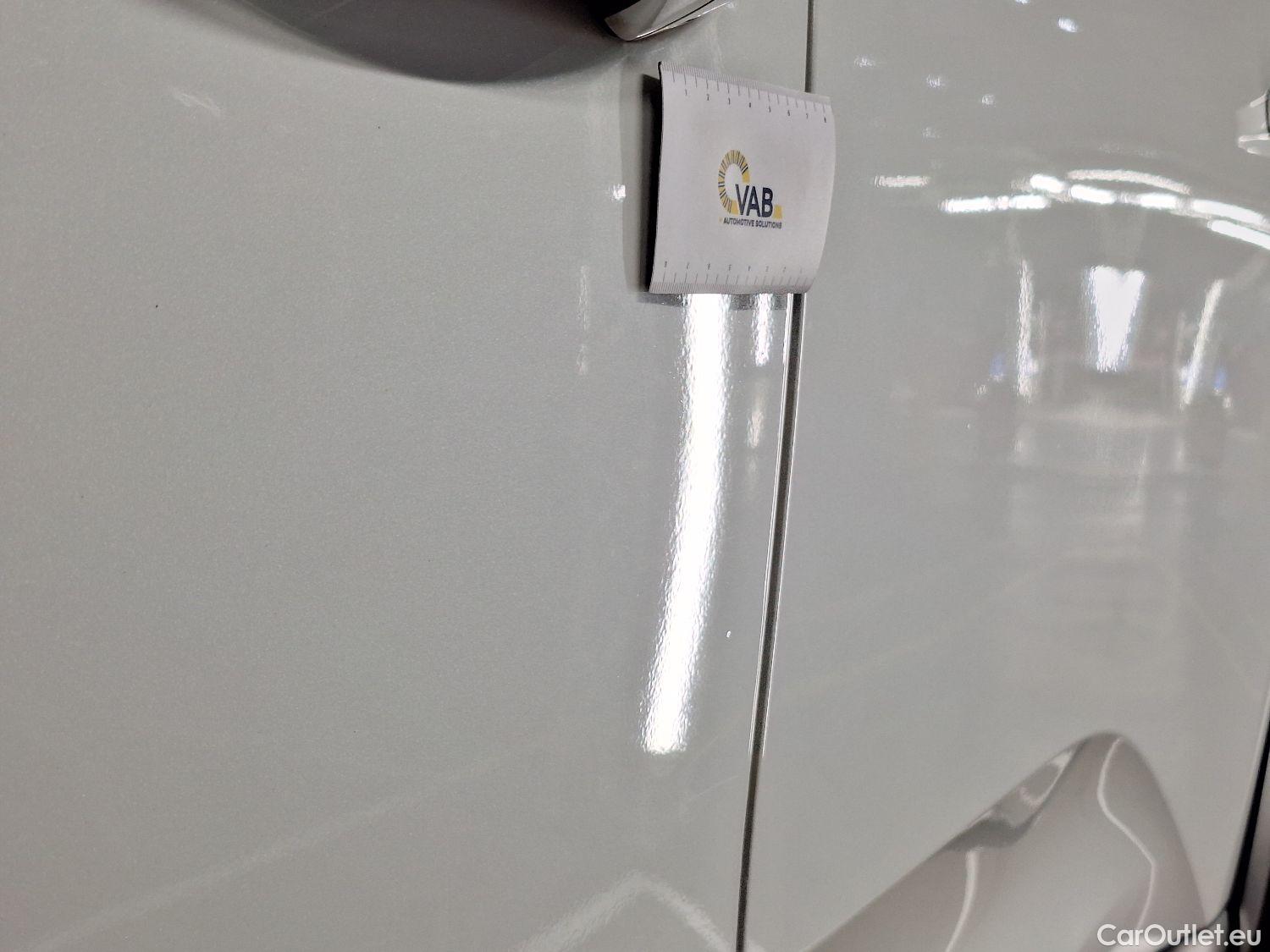  Citroen  C5 Citroën,  X '21 PHEV, Citroën  X Hybrid 225 e-EAT8 Shine Pack 5d #18