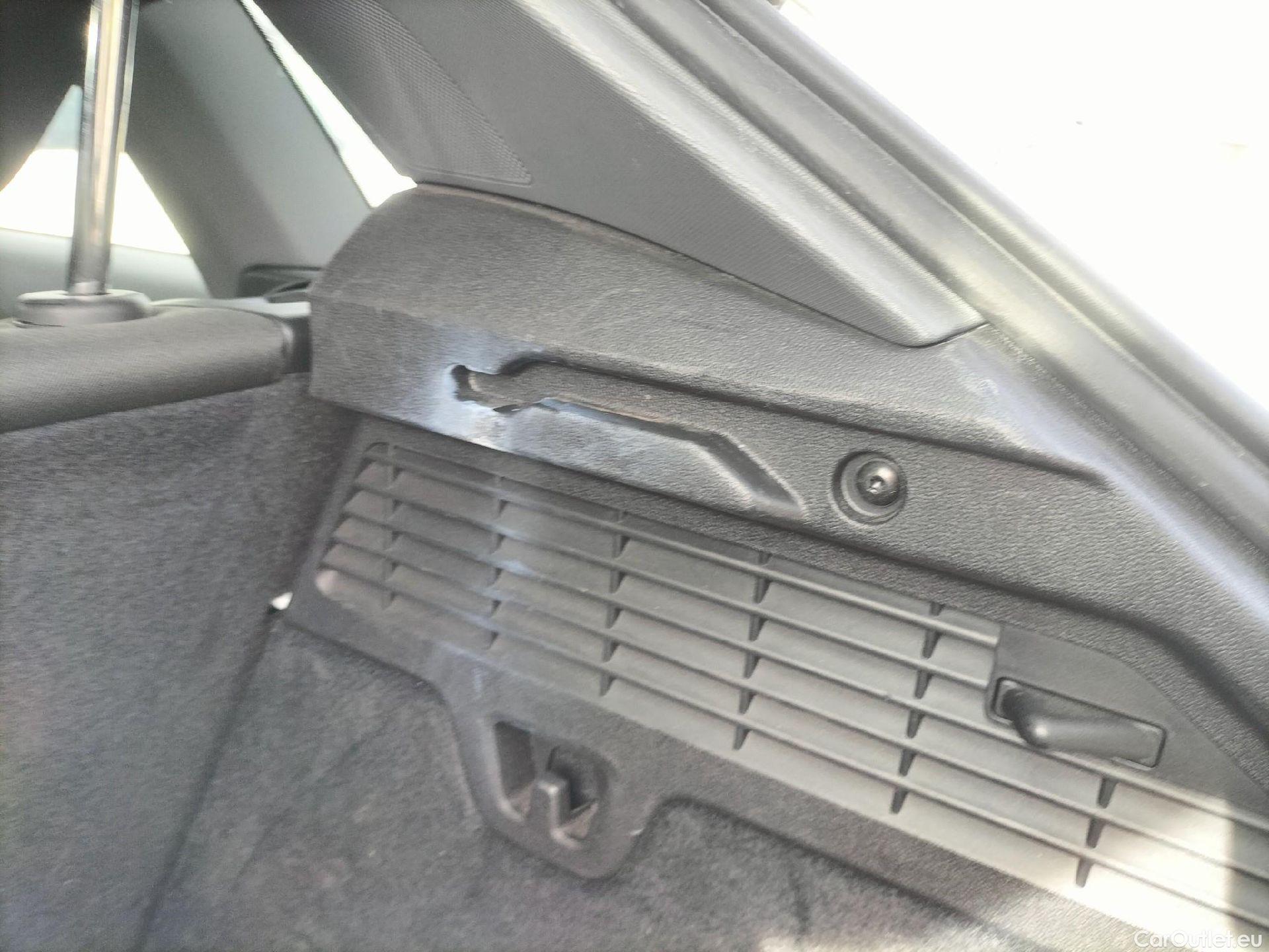  Audi  A3 AUDI  / 2020 / 5P / berlina con portón Sportback 30 TFSI 81kW (110CV) S tronic #38