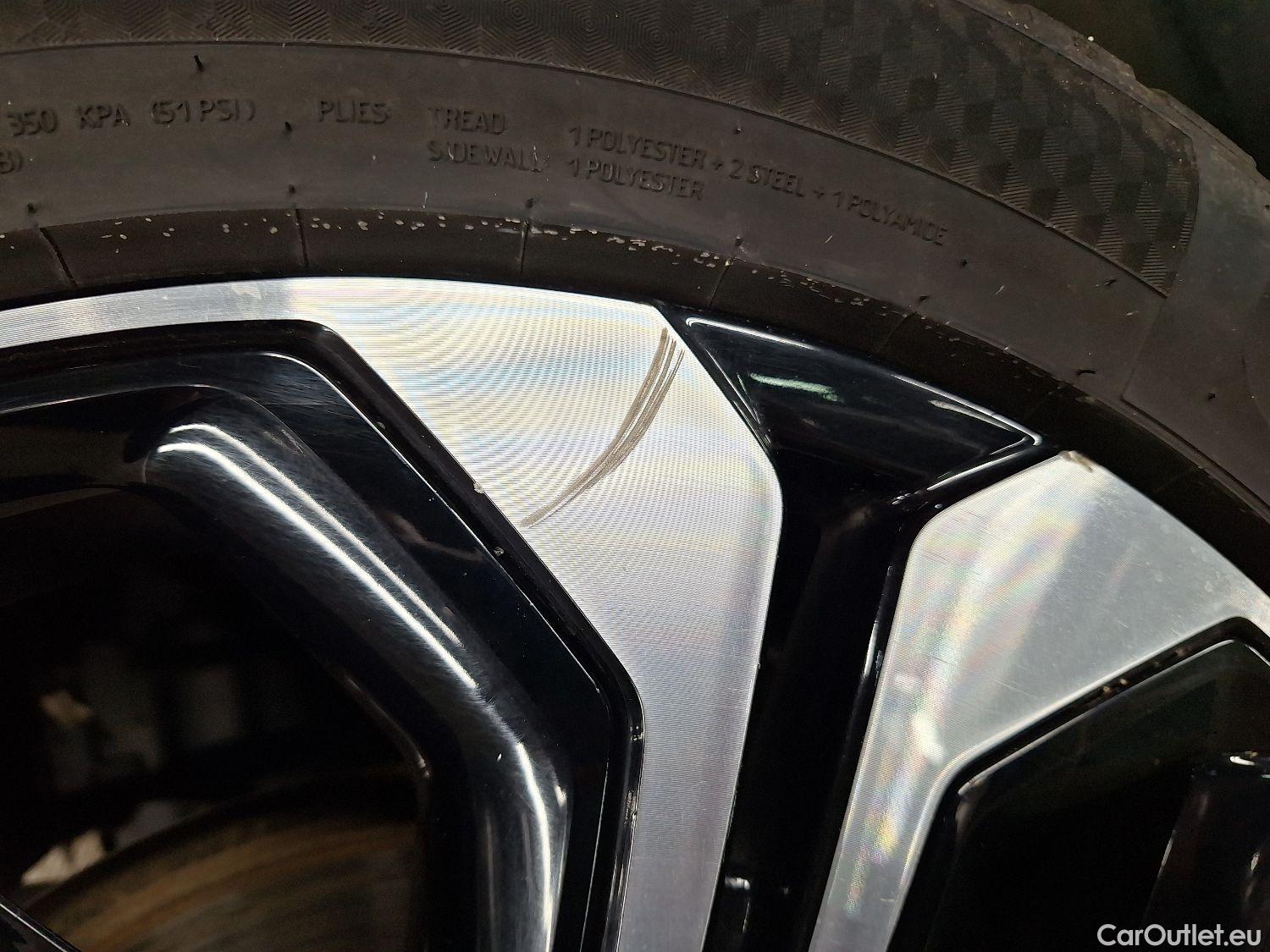  Citroen  C5 Citroën,  X '21 PHEV, Citroën  X Hybrid 225 e-EAT8 Shine Pack 5d #4