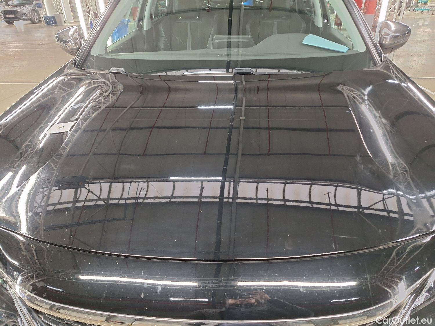  Peugeot  5008 Peugeot,  '16, Peugeot  1.2 PureTech 96kW S&S EAT8 Crossway 7pl #59