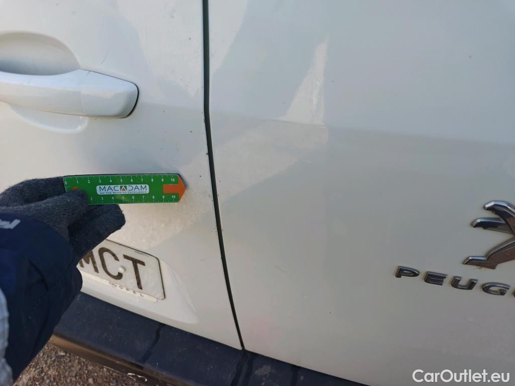  Peugeot  RIFTER PEUGEOT  / 2018 / 4P / combi Active Standard BlueHDi 73kW (IND) (CX2) #16