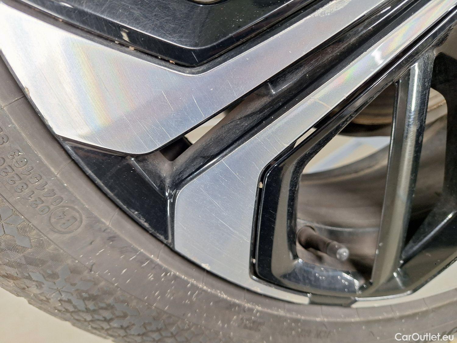  Citroen  C5 Citroën,  X '21 PHEV, Citroën  X Hybrid 225 e-EAT8 Shine Pack 5d #5