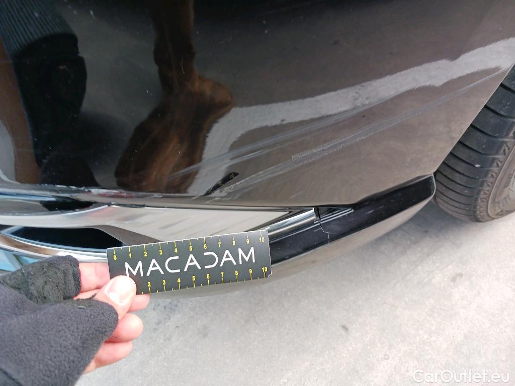  Mitsubishi  Outlander MITSUBISHI  / 2015 / 5P / todoterreno 2.4 PHEV Kaiteki Auto 4WD #34