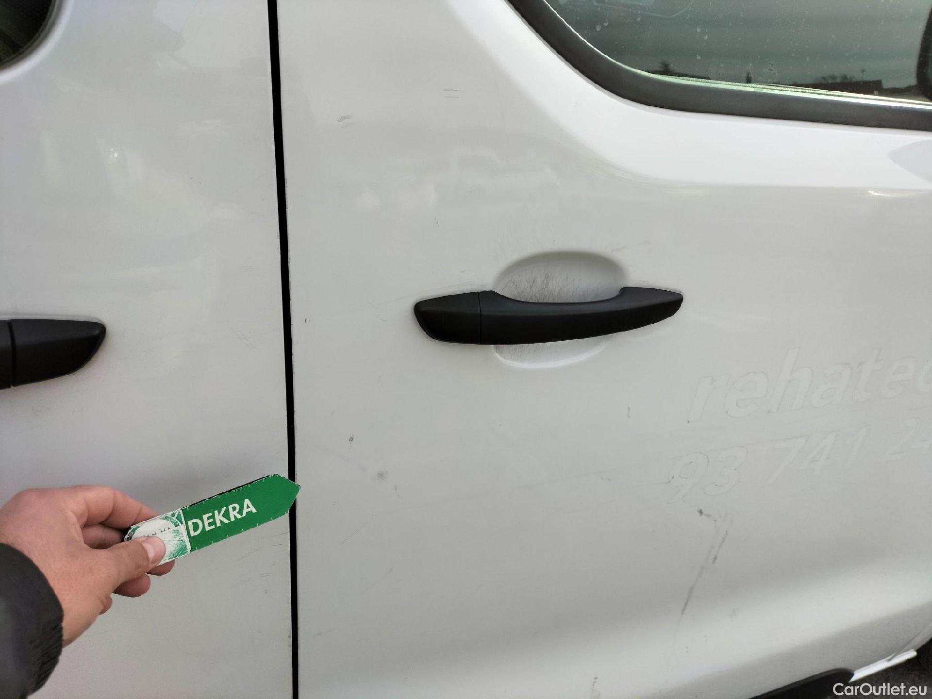  Opel  Vivaro OPEL  / 2019 / 4P / furgón 1.5 D 88kW (120CV) M Std Express M.P. DC #64