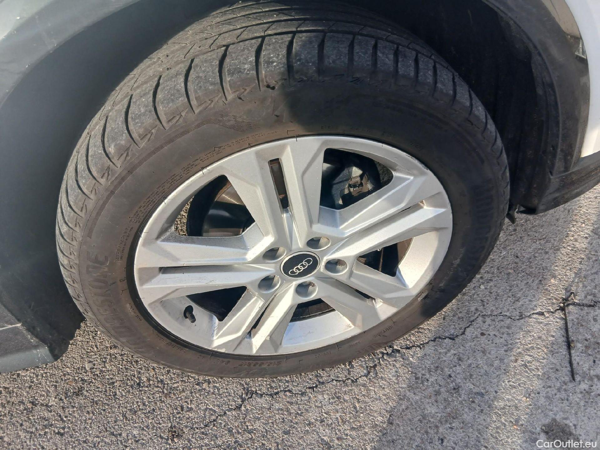  Audi  Q2 AUDI  / 2020 / 5P / todoterreno Advanced 35 TFSI 110kW (150CV) S tronic (AC) #45