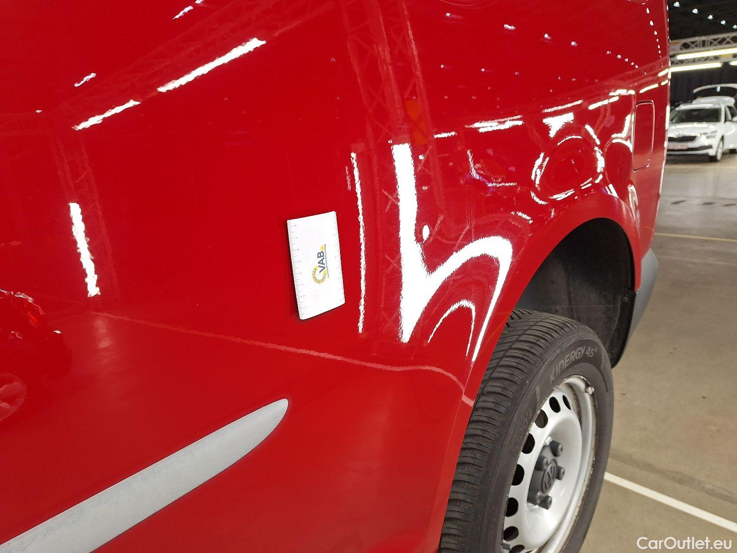  Volkswagen  Caddy VW, _ '15, Volkswagen  Maxi CRTDi 2.0 75kW SCR BMT DSG M #31