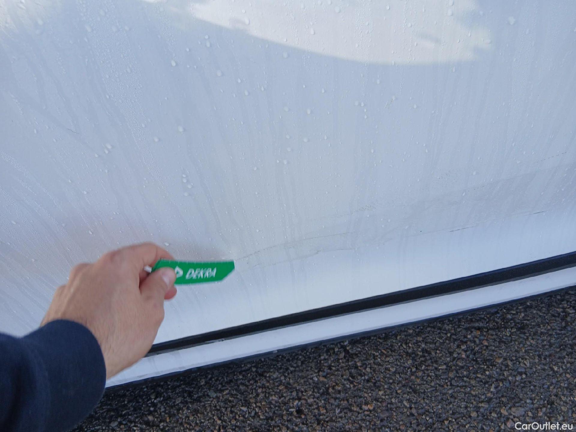  KIA  Niro KIA  / 2019 / 5P / crossover 1.6 GDi HEV 104kW (141CV) Drive #9