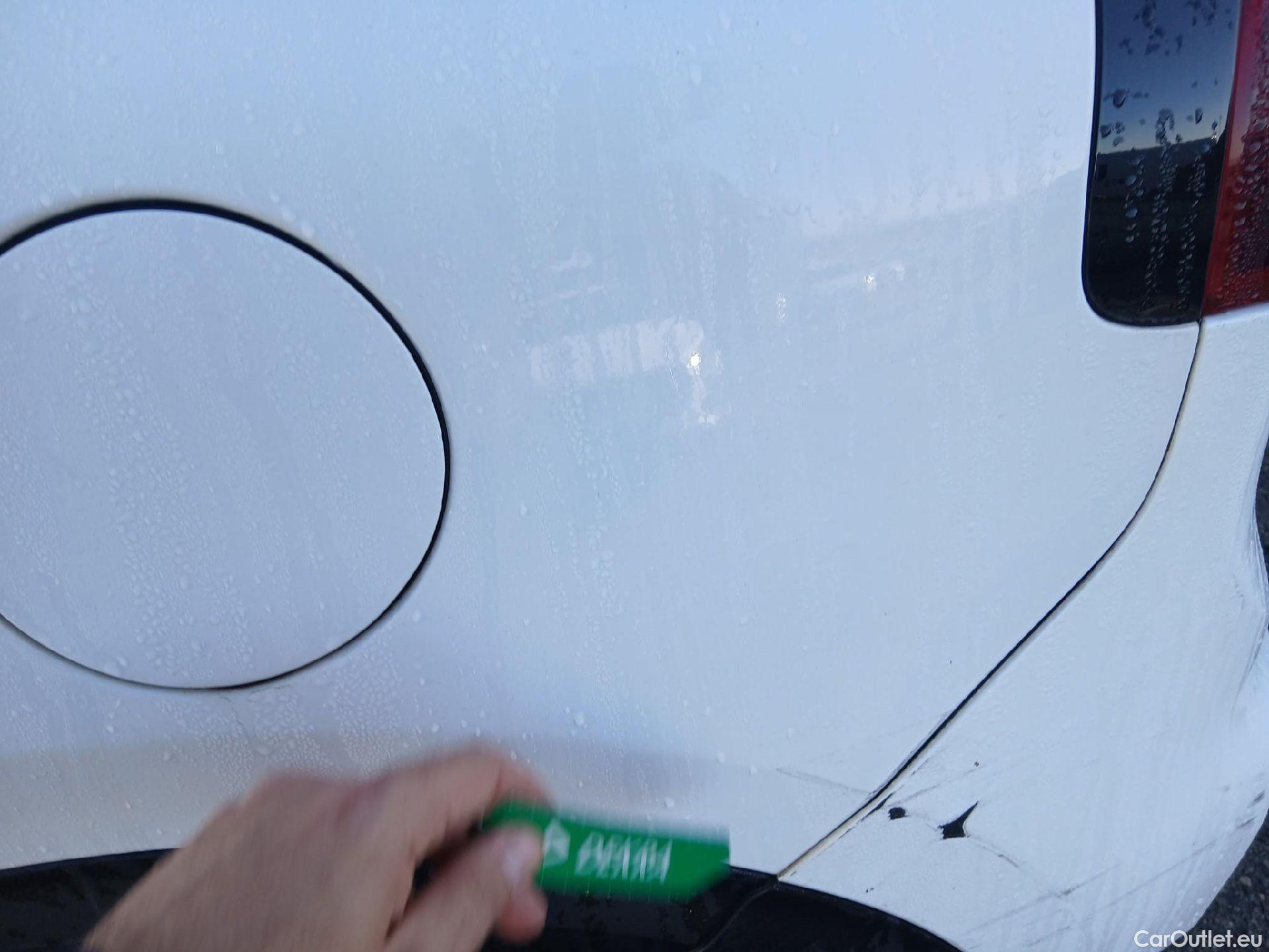  KIA  Niro KIA  / 2019 / 5P / crossover 1.6 GDi HEV 104kW (141CV) Drive #14