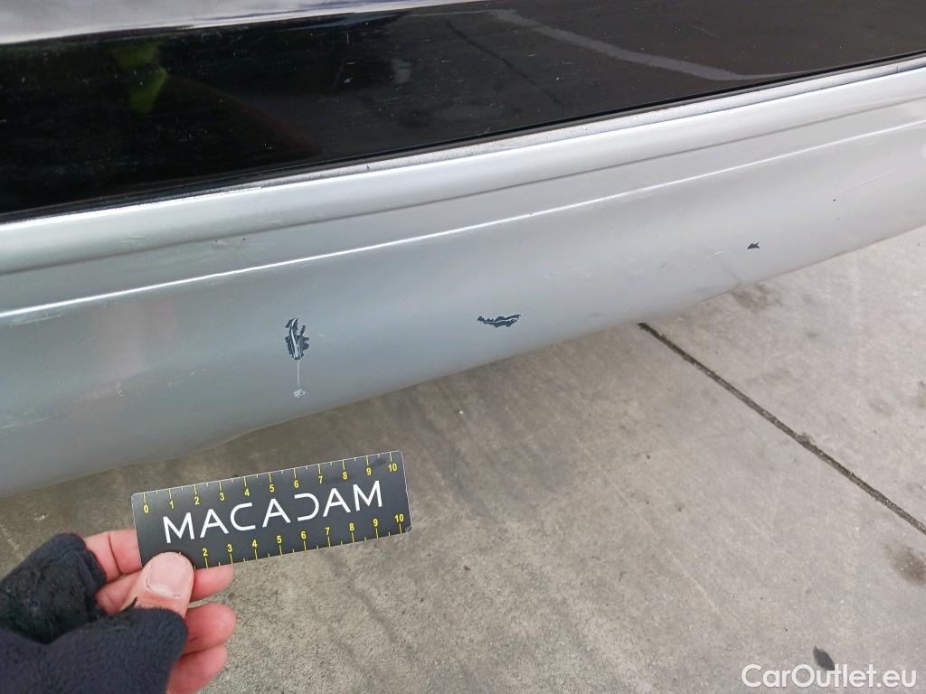  Mitsubishi  Outlander MITSUBISHI  / 2015 / 5P / todoterreno 2.4 PHEV Kaiteki Auto 4WD #37