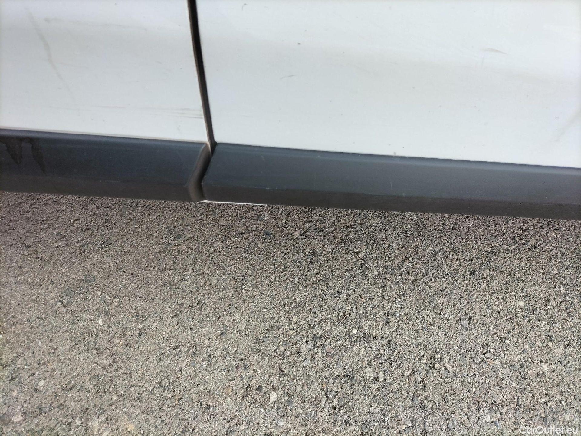  Opel  Vivaro OPEL  / 2019 / 4P / furgón 1.5 D 88kW (120CV) M Std Express M.P. DC #67