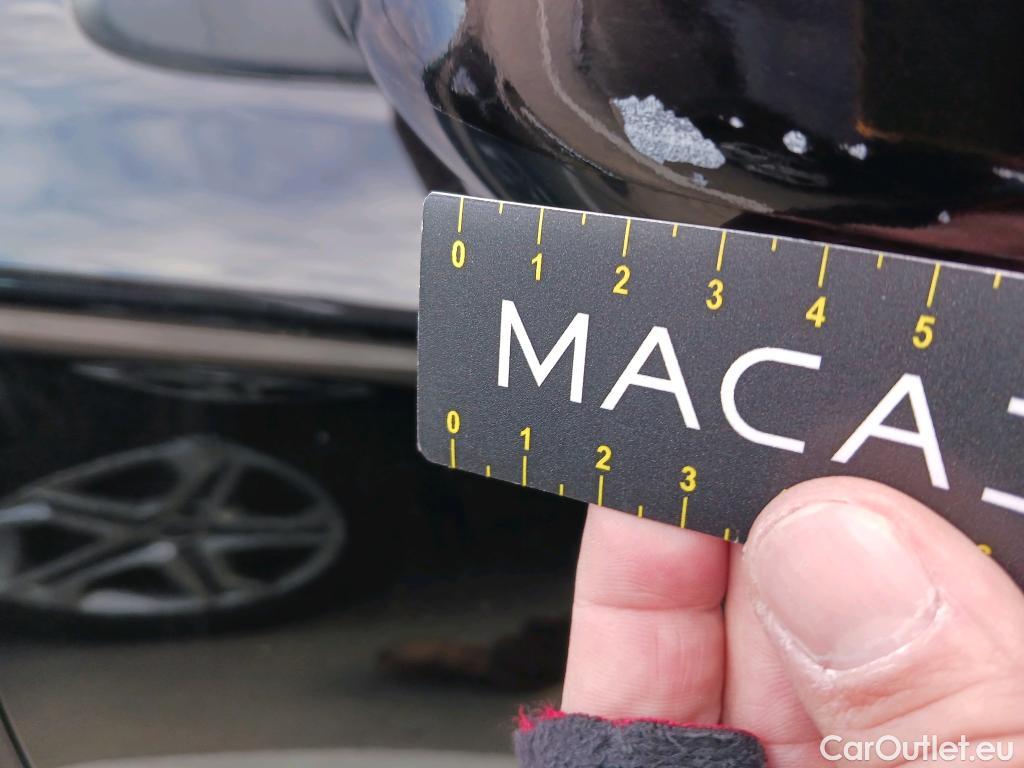  Mitsubishi  Outlander MITSUBISHI  / 2015 / 5P / todoterreno 2.4 PHEV Kaiteki Auto 4WD #42