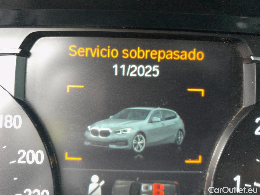  Bmw  Serie 1 BMW  / 2019 / 5P / berlina con portón 118i #20