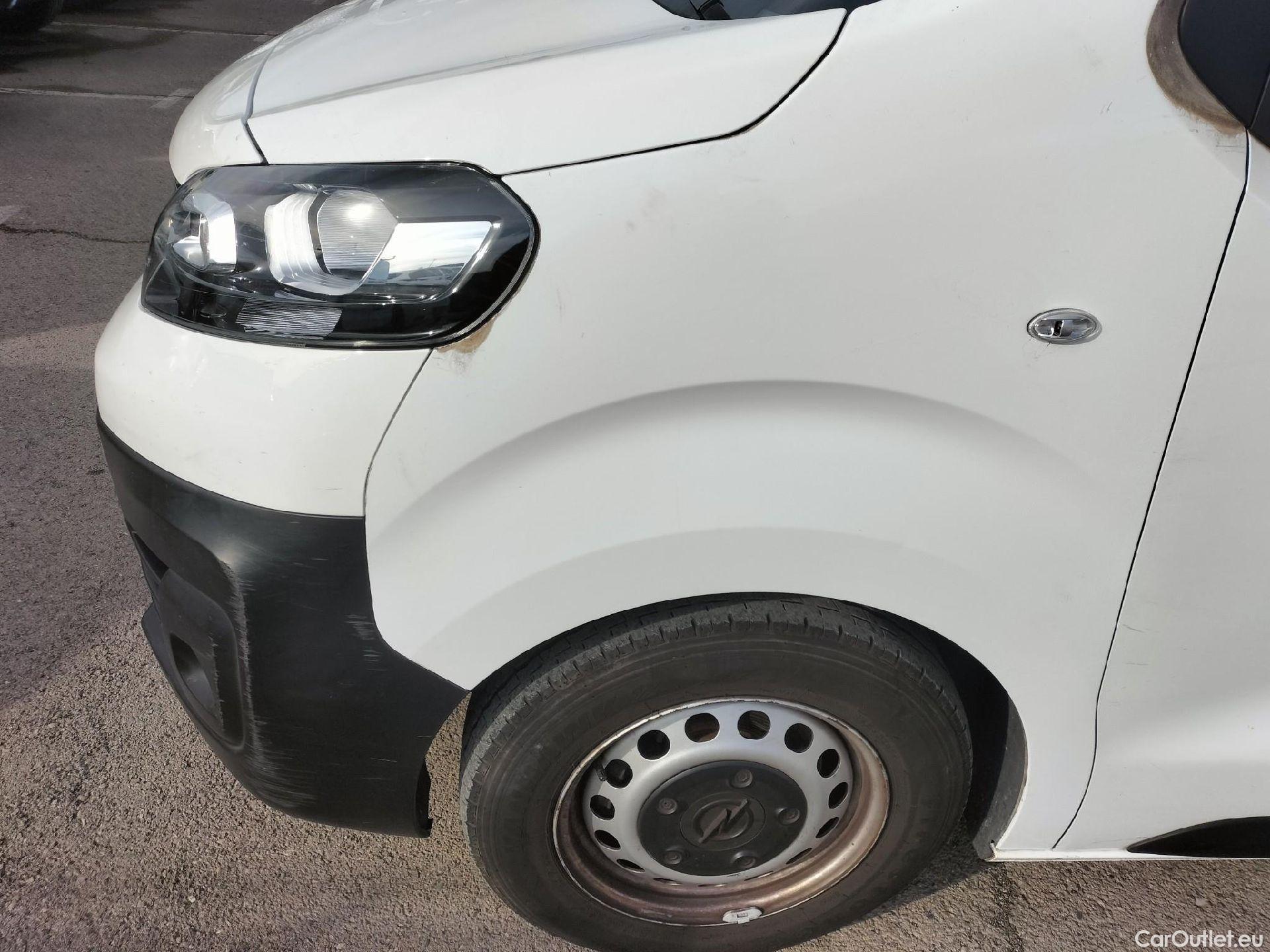  Opel  Vivaro OPEL  / 2019 / 4P / furgón 1.5 D 88kW (120CV) M Std Express M.P. DC #13