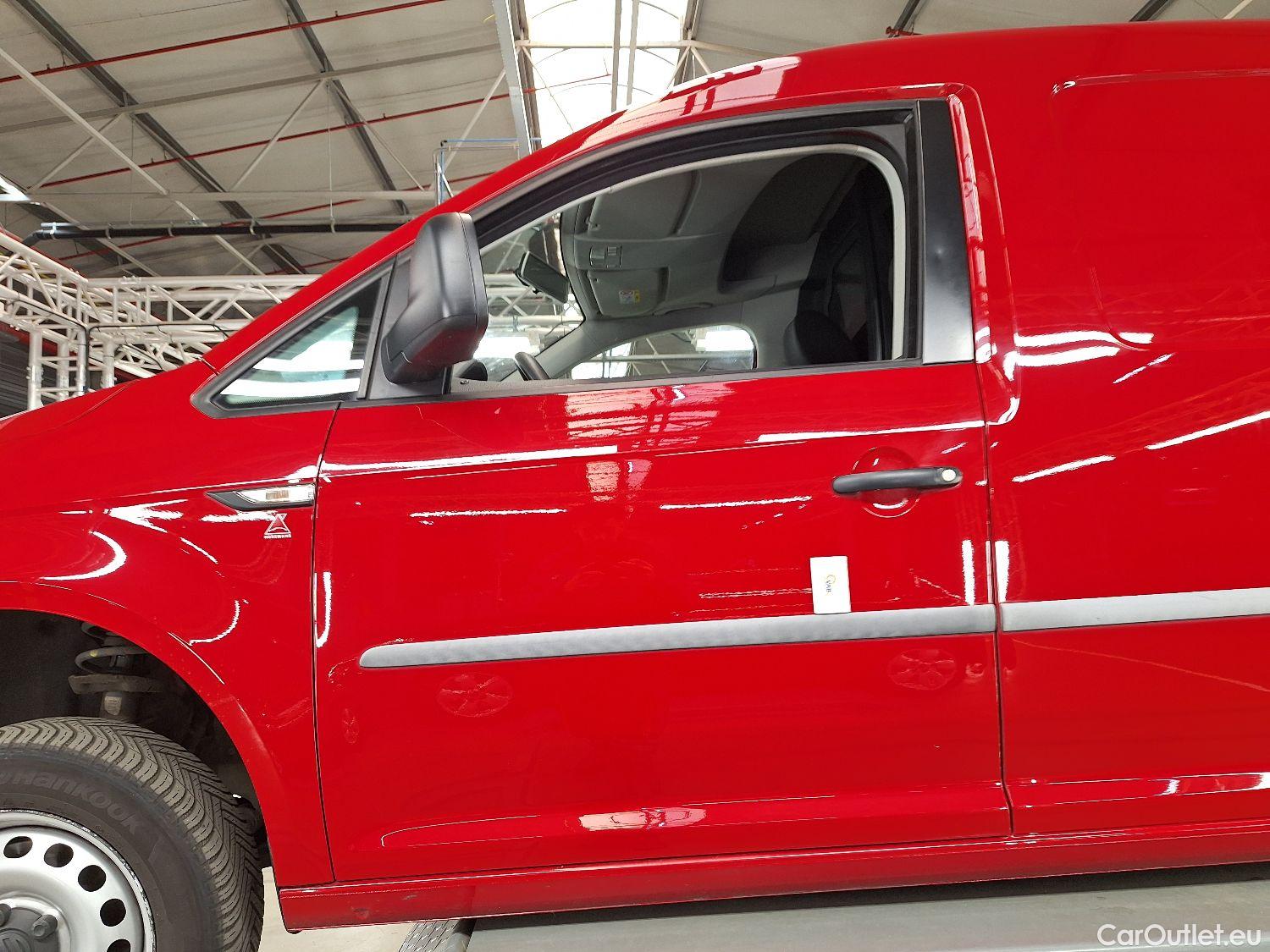  Volkswagen  Caddy VW, _ '15, Volkswagen  Maxi CRTDi 2.0 75kW SCR BMT DSG M #4