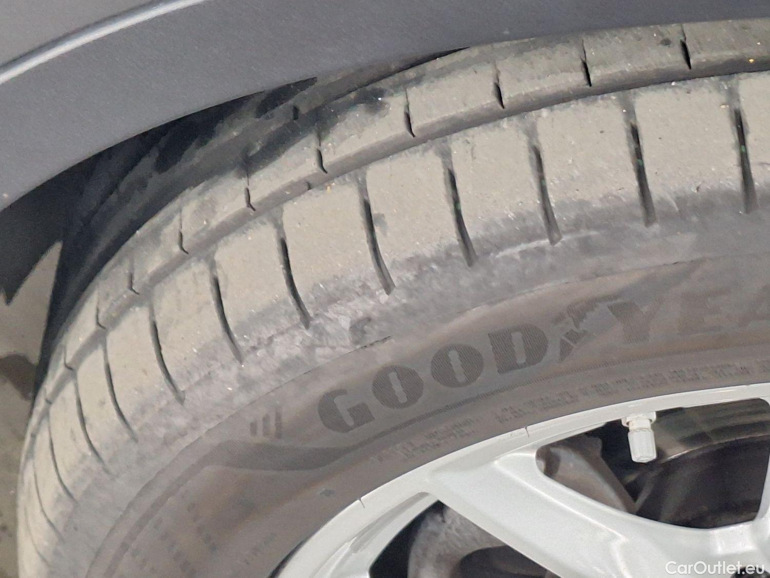  Bmw  X1 BMW,  FL'19, BMW  sDrive16dA (85 kW) 5d #34