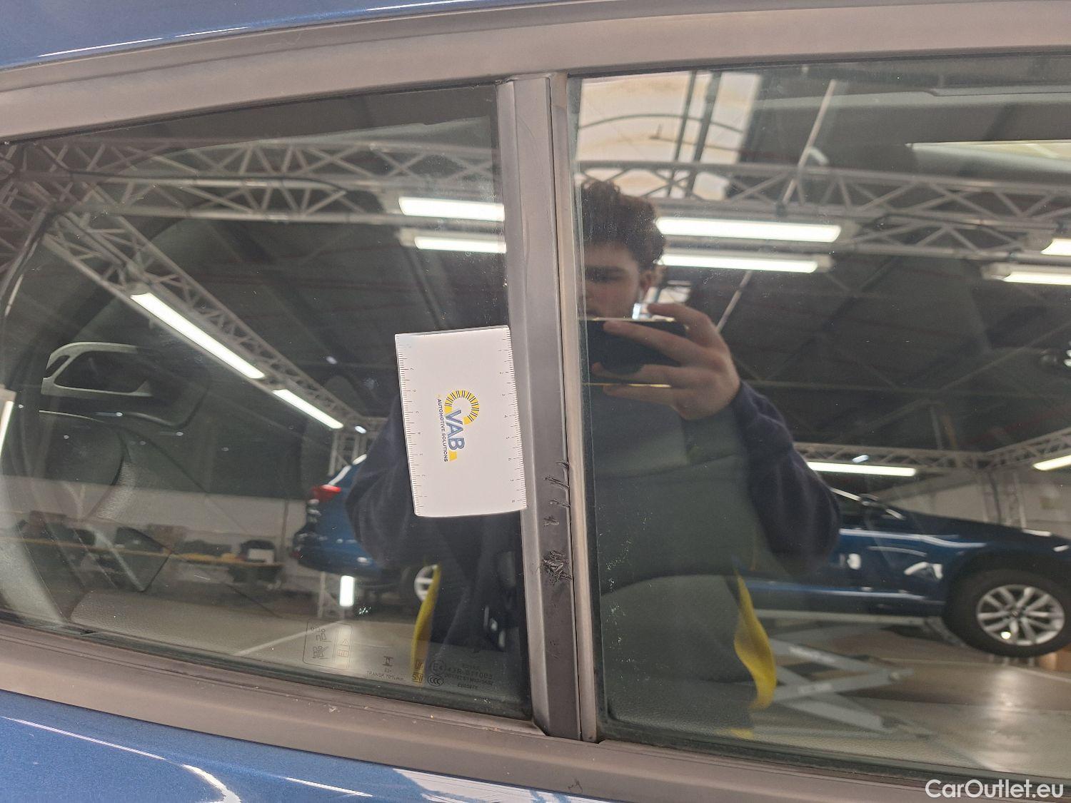  Bmw  Serie 1 BMW, 1-serie '19, BMW 1 Reeks Hatch 116d (85 kW) 5d #17