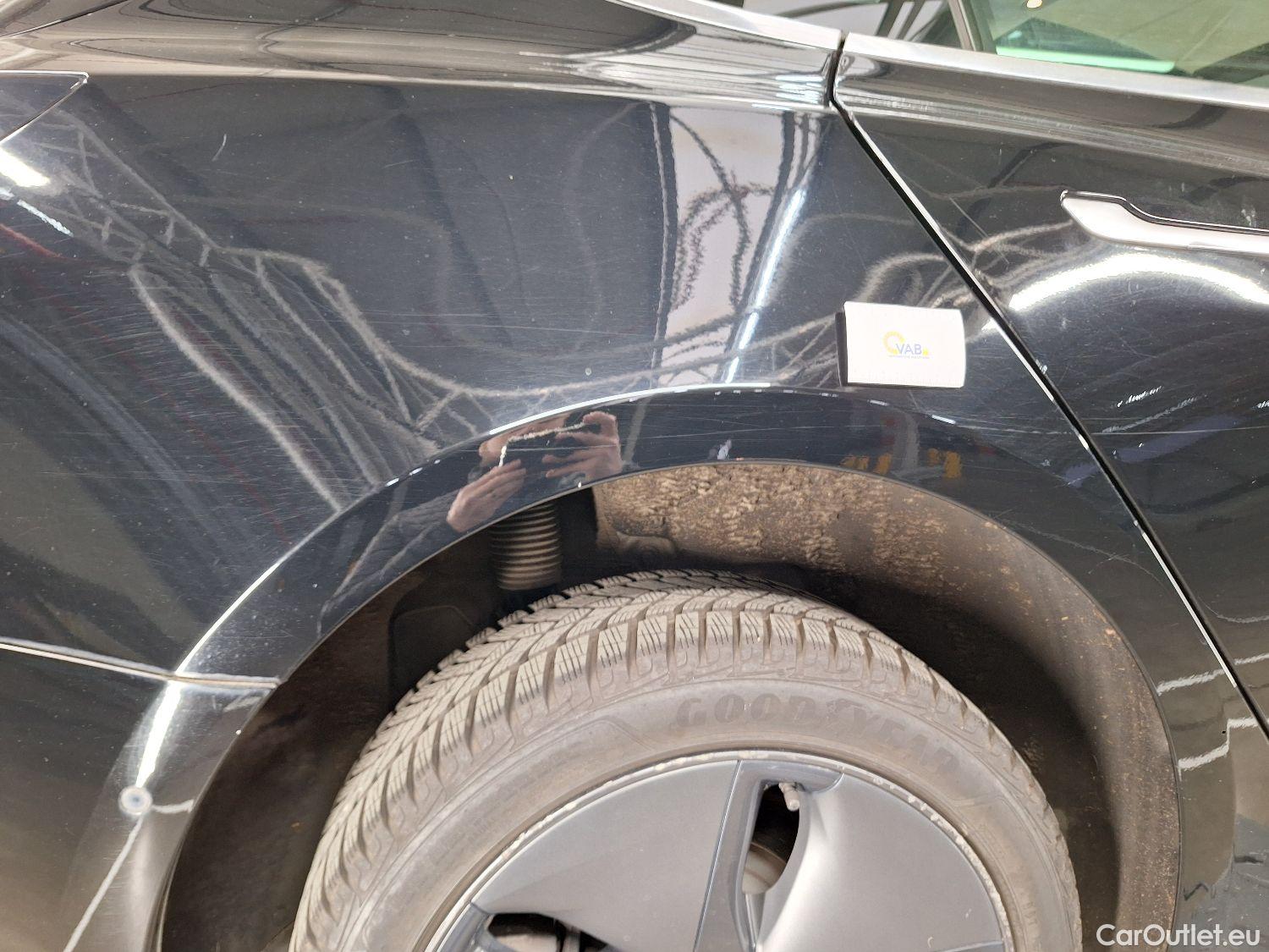  Tesla  Model 3 Tesla,  '18 BEV, Tesla  Standard RWD Plus 4d #22