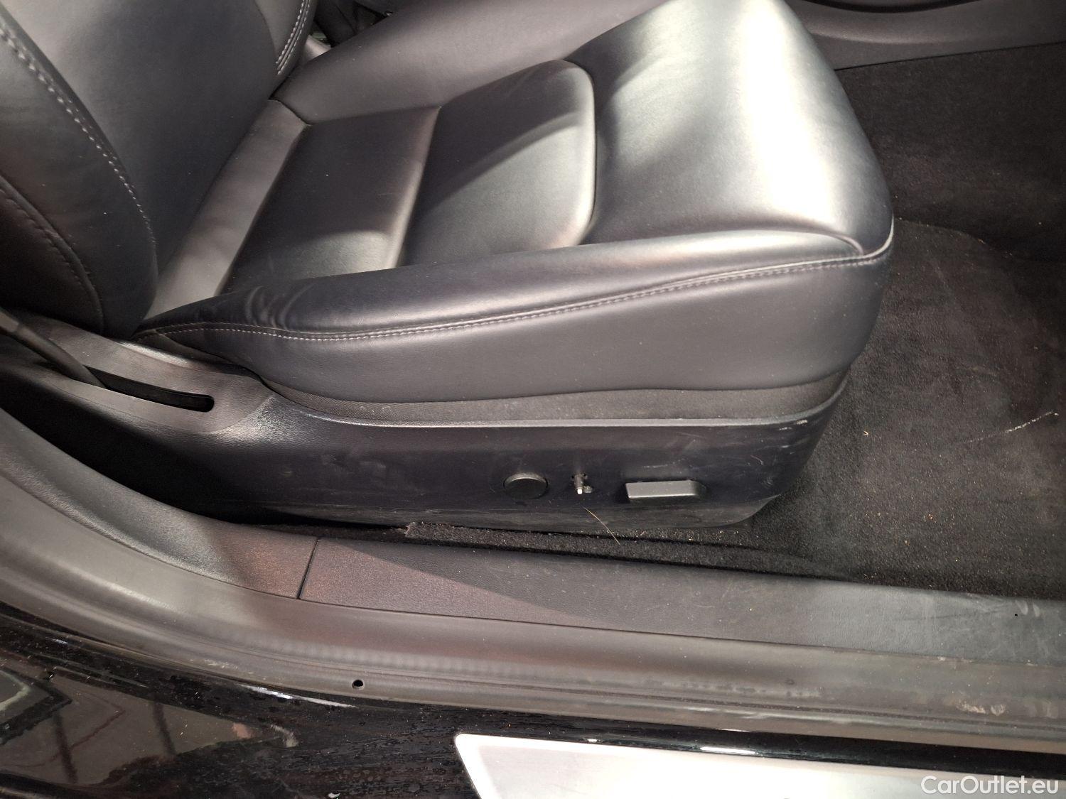  Tesla  Model 3 Tesla,  '18 BEV, Tesla  Standard RWD Plus 4d #47