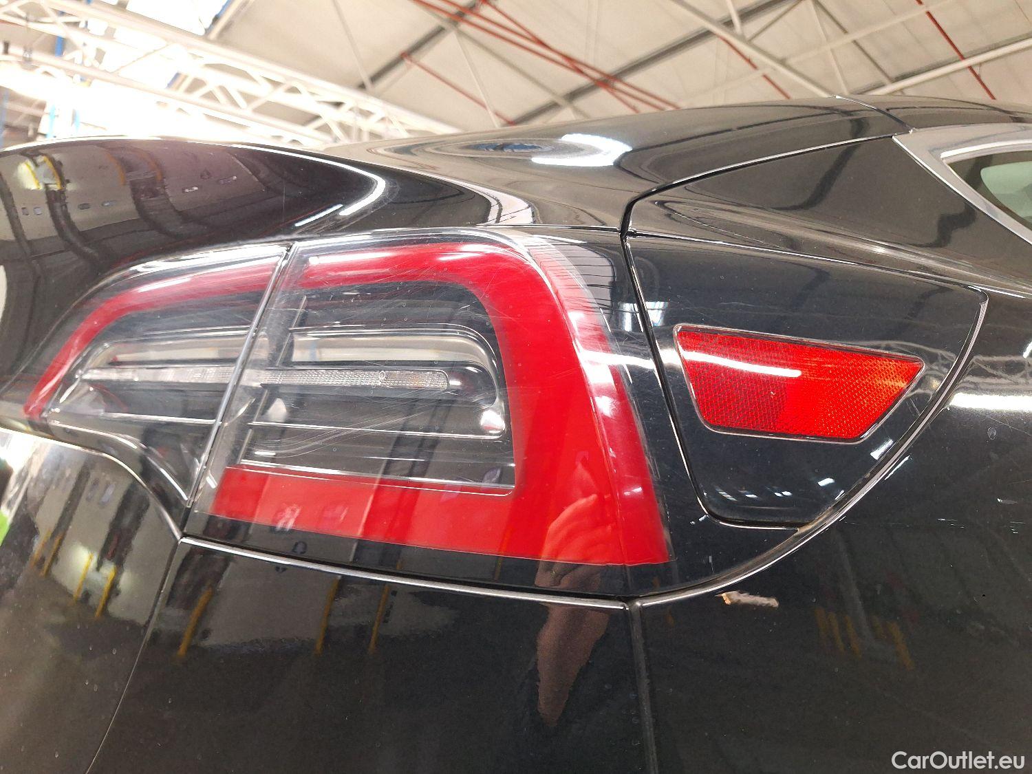  Tesla  Model 3 Tesla,  '18 BEV, Tesla  Standard RWD Plus 4d #30