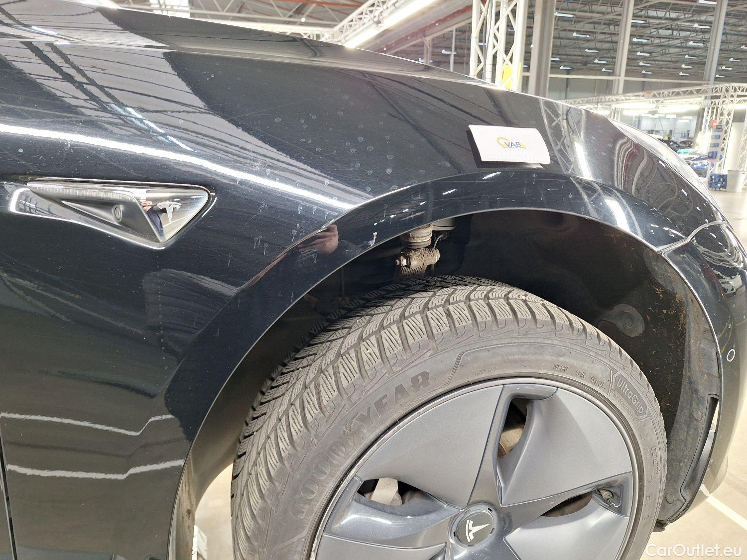  Tesla  Model 3 Tesla,  '18 BEV, Tesla  Standard RWD Plus 4d #21