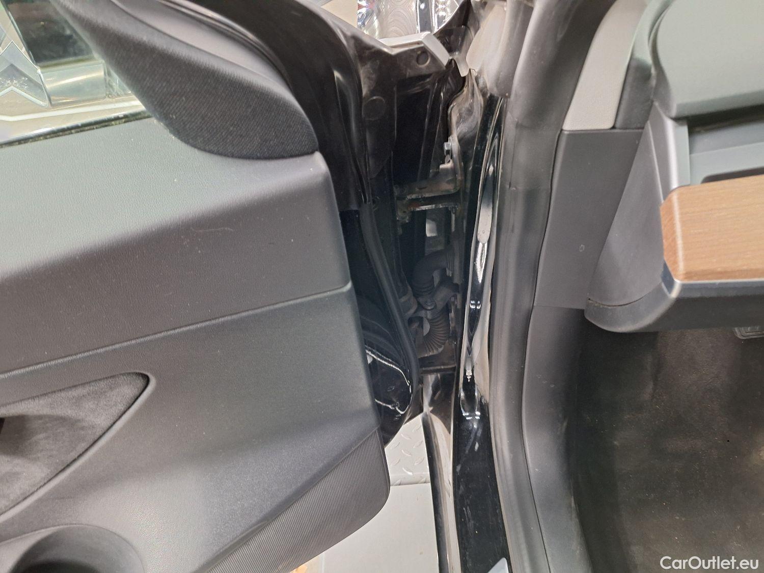  Tesla  Model 3 Tesla,  '18 BEV, Tesla  Standard RWD Plus 4d #53