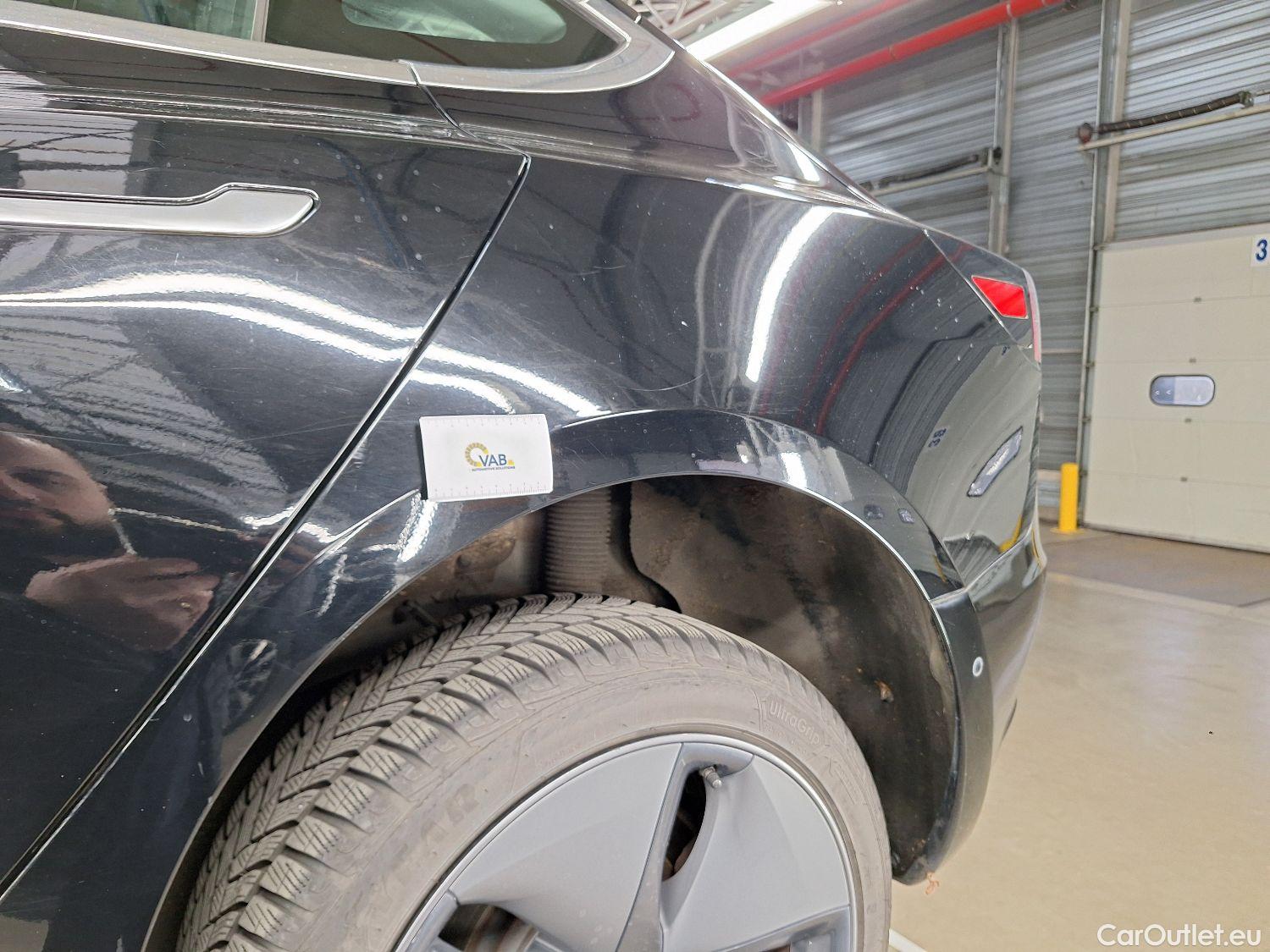  Tesla  Model 3 Tesla,  '18 BEV, Tesla  Standard RWD Plus 4d #39