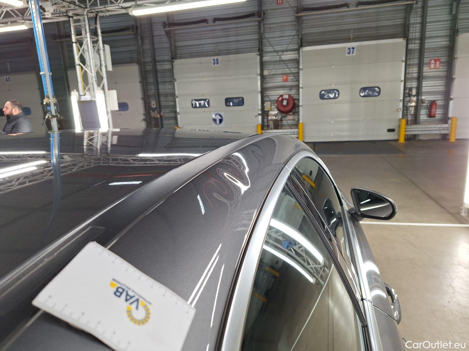  Mercedes  A-Klasse Mercedes, A-Class Berline '18, Mercedes-Benz  Limousine A 250e Business S #11