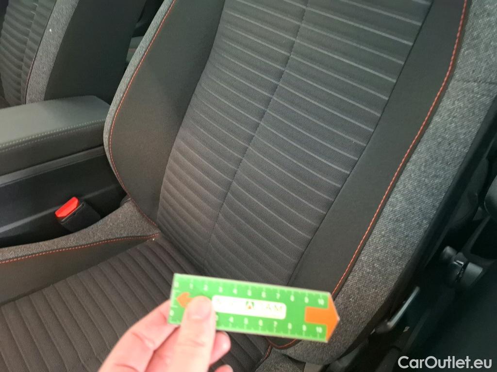  Peugeot  208  (e-) Active Business 50kWh BVA #13