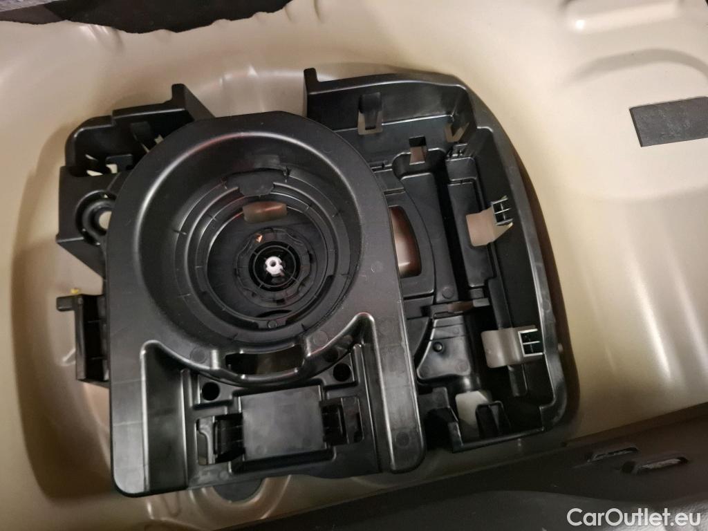  Citroen  C3  Max 1.2 PureTech 80CV BVM5 6E #7