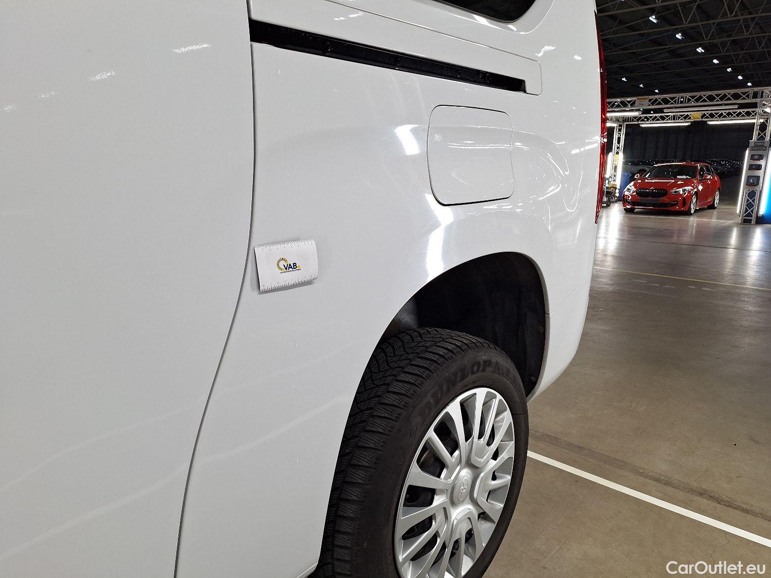  Toyota  Proace Toyota,  City Vers '20, Toyota  City Verso 1.2i 81kW LWB Shuttle 5d #31