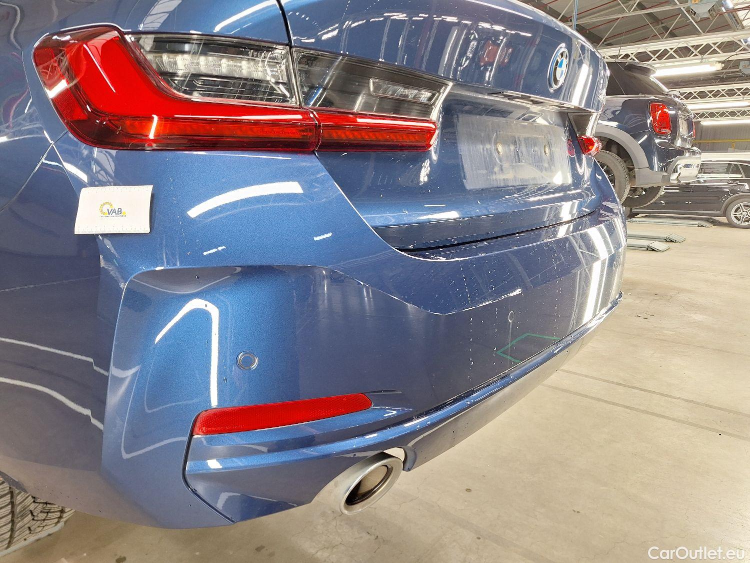  Bmw  Serie 3 BMW, 3-serie FL'22 PHEV, BMW 3 Reeks Berline 320e (150 kW) 4d #16