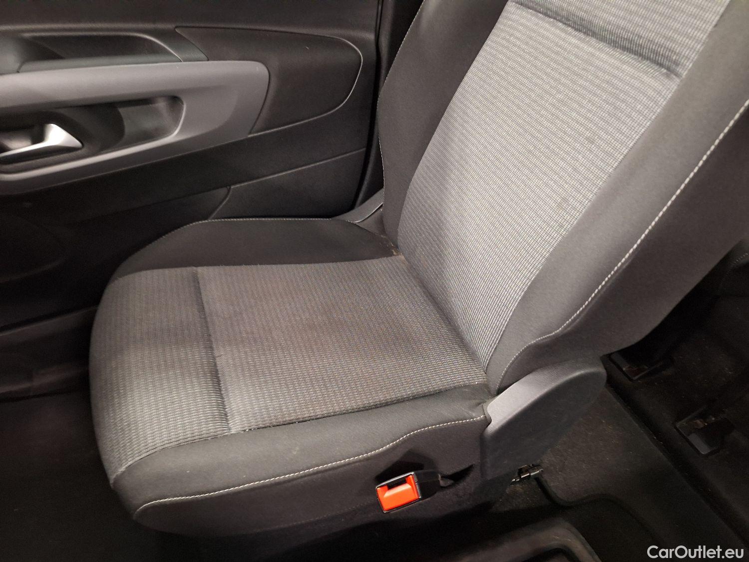  Toyota  Proace Toyota,  City Vers '20, Toyota  City Verso 1.2i 81kW LWB Shuttle 5d #45