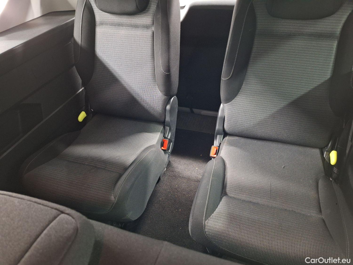  Toyota  Proace Toyota,  City Vers '20, Toyota  City Verso 1.2i 81kW LWB Shuttle 5d #47