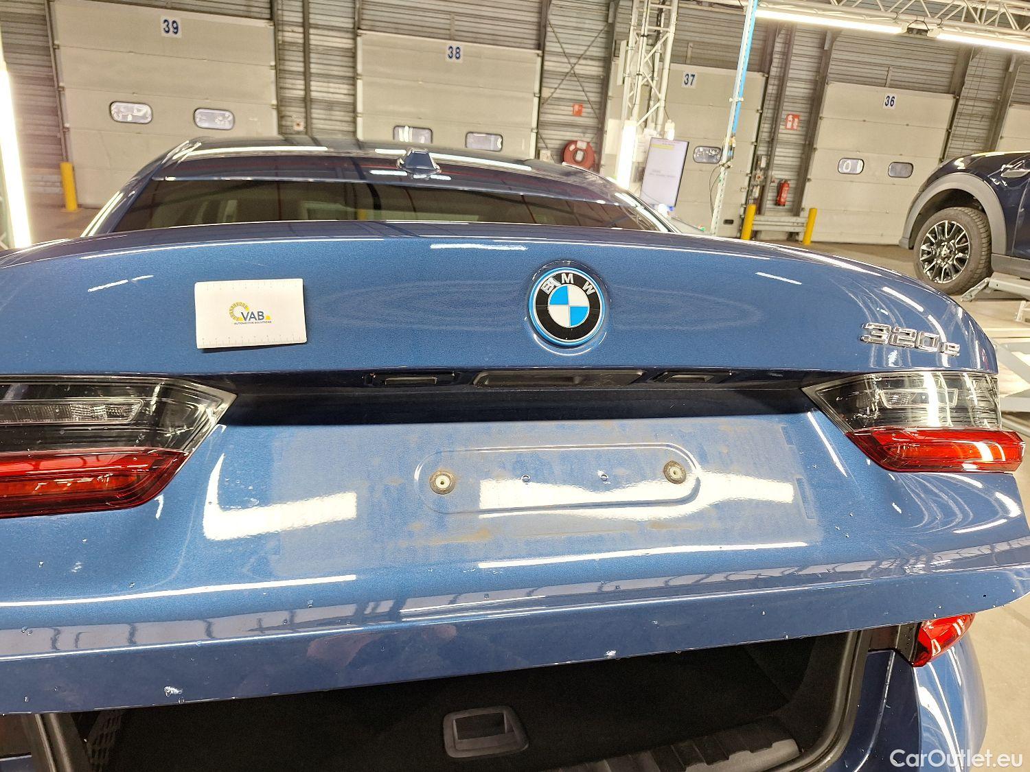  Bmw  Serie 3 BMW, 3-serie FL'22 PHEV, BMW 3 Reeks Berline 320e (150 kW) 4d #25