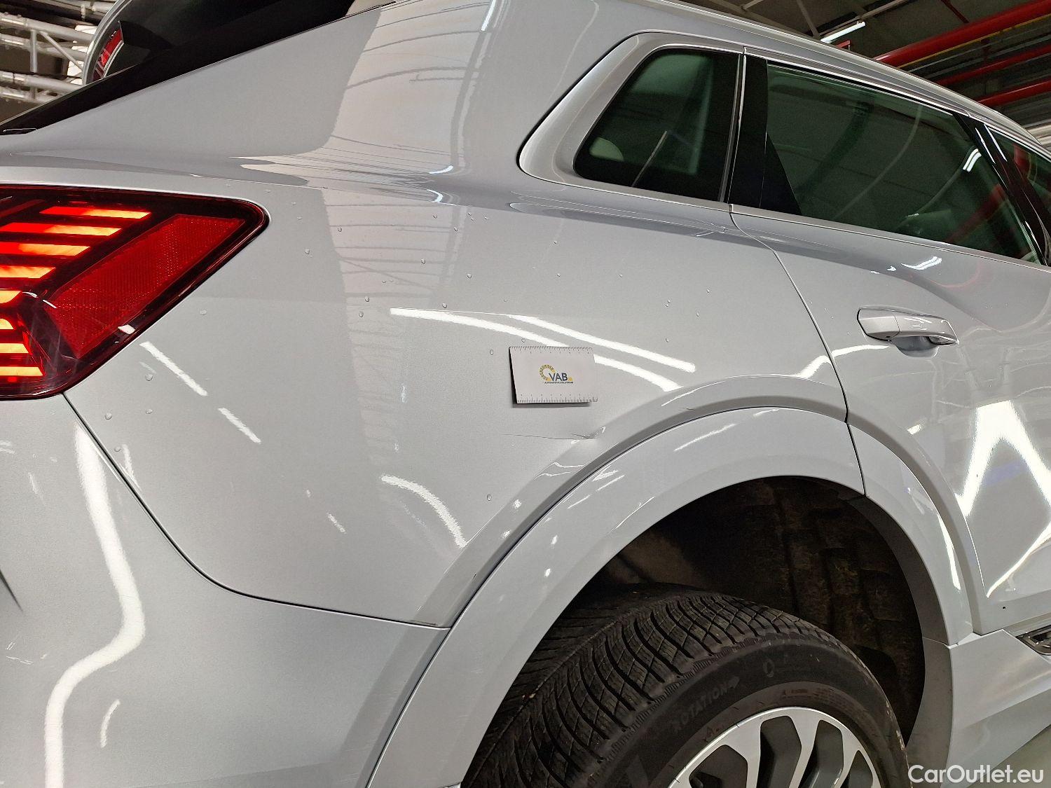  Audi  E-TRON Audi,  '19 BEV, Audi  55 Quattro Advanced 5d #26