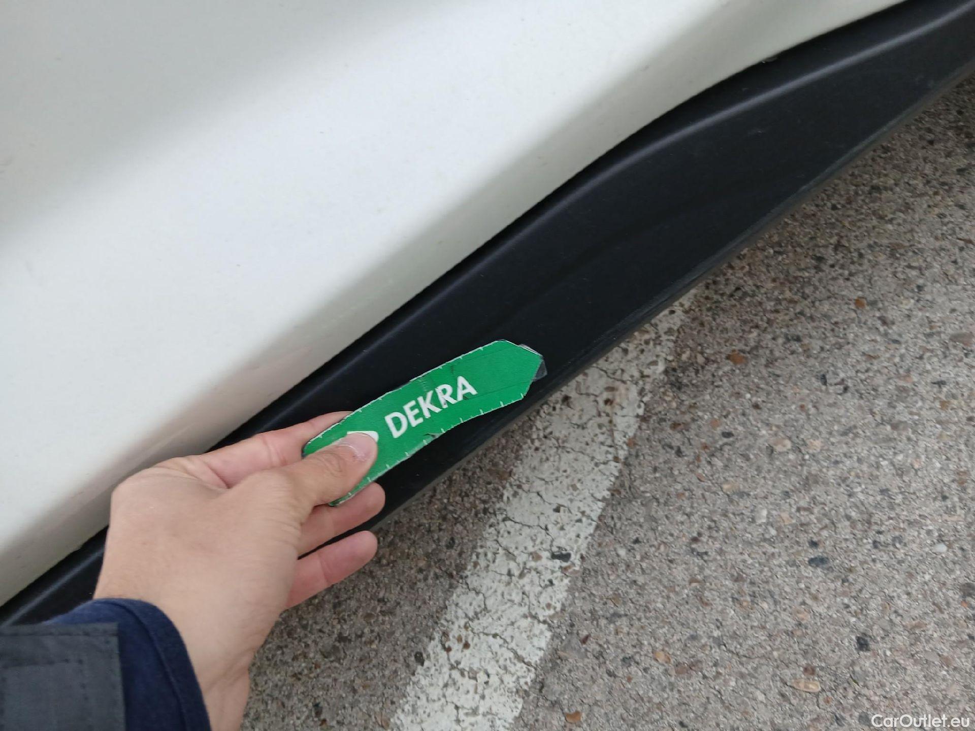  Nissan  Juke NISSAN  / 2019 / 5P / crossover DIG-T 84 kW (114 CV) DCT 7 Vel. Acenta (AC4) #17