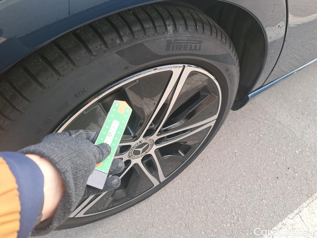  Mercedes  A-Klasse MERCEDES-BENZ Clase A / 2018 / 5P / berlina con portón A 200 d #6