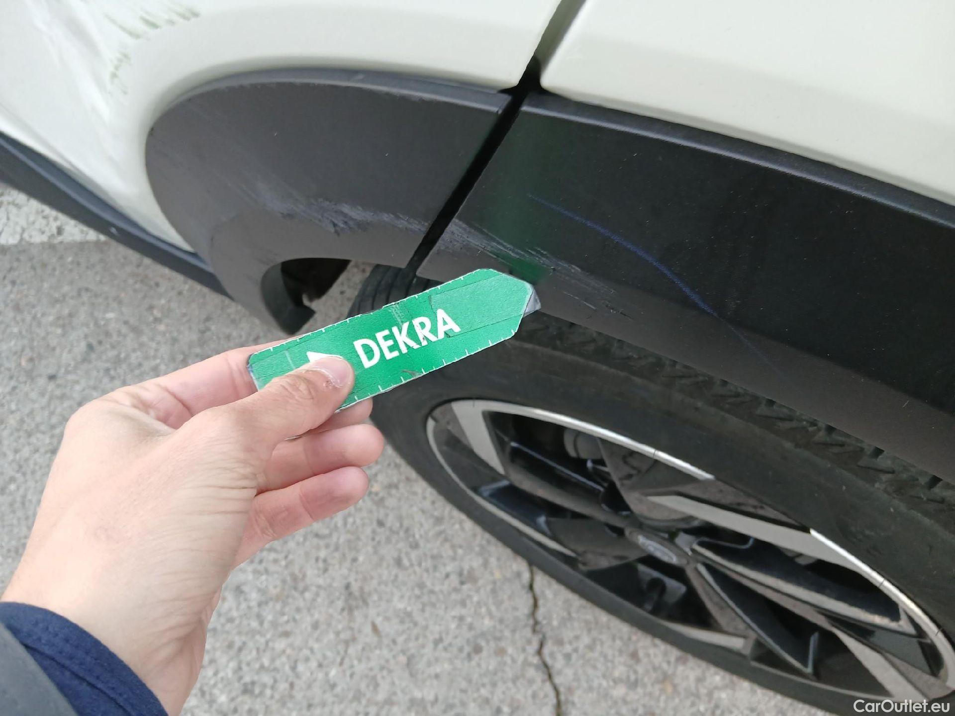  Nissan  Juke NISSAN  / 2019 / 5P / crossover DIG-T 84 kW (114 CV) DCT 7 Vel. Acenta (AC4) #18