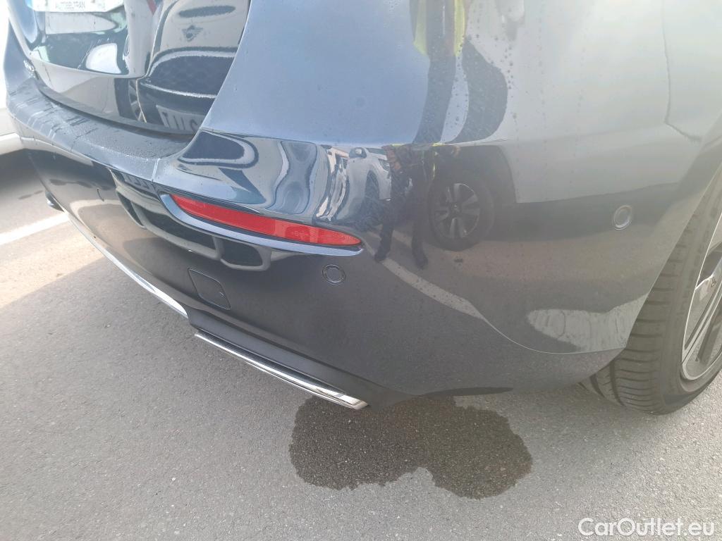  Mercedes  A-Klasse MERCEDES-BENZ Clase A / 2018 / 5P / berlina con portón A 200 d #27