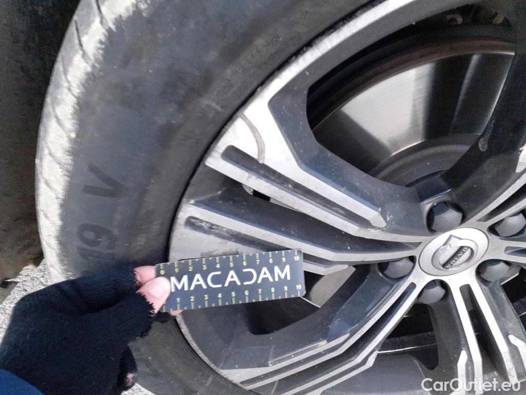  Volvo  XC 40 VOLVO XC40 / 2017 / 5P / todoterreno 1.5 T4 Twin Recharge Inscription Auto #6