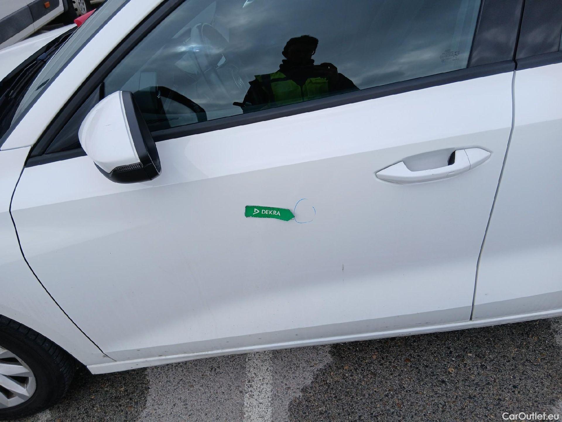  Audi  A3 AUDI  / 2020 / 4P / sedán Sedan 30 TFSI 81kW (110CV) S tronic #12