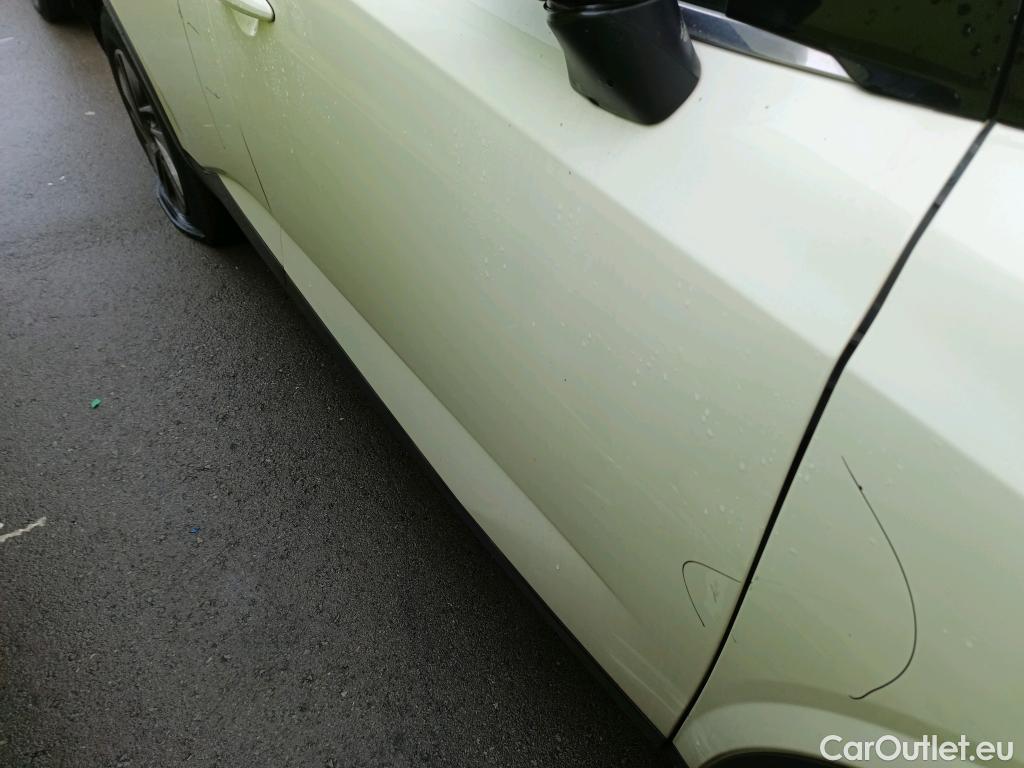  Nissan  Qashqai NISSAN  / 2021 / 5P / todoterreno DIG-T 103kW (140CV) mHEV 4x2 Acenta #29