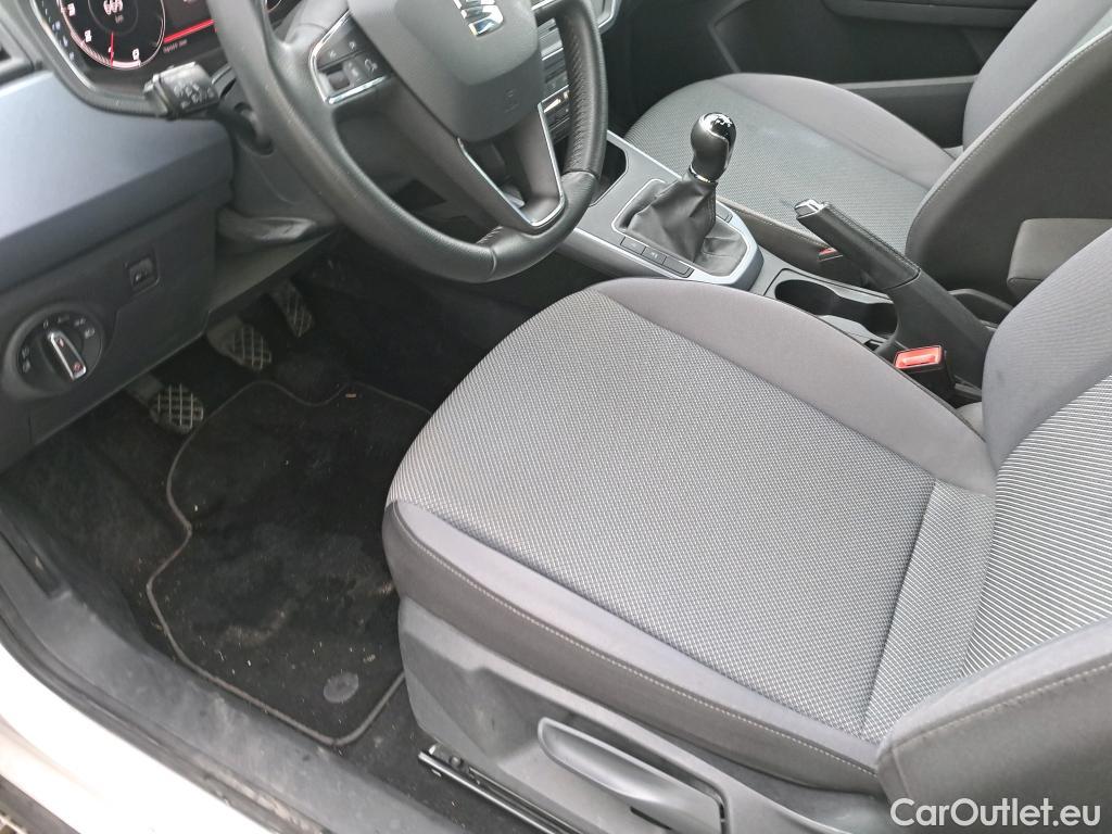  Seat  Arona SEAT  / 2017 / 5P / todoterreno 1.0 TSI 70kW (95CV) Style Ecomotive #4