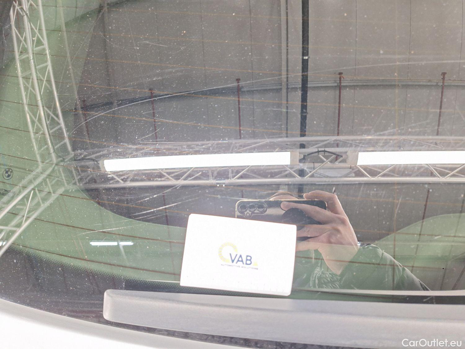  Bmw  Serie 5 BMW, 5-serie To FL'20, BMW 5 Reeks Touring 518d Aut. (110 kW) 5d #34