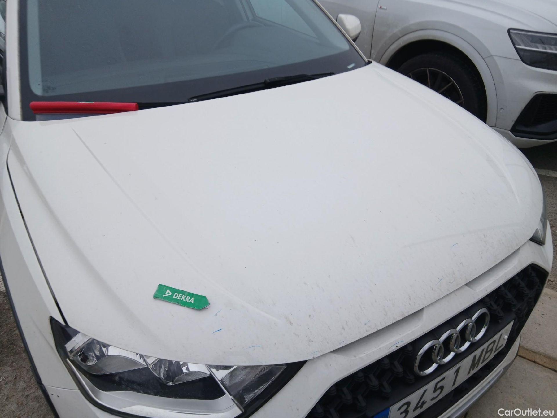  Audi  A1 Sportback AUDI A1 / 2018 / 5P / berlina con portón citycarver 30 TFSI 81kW (110CV) #7