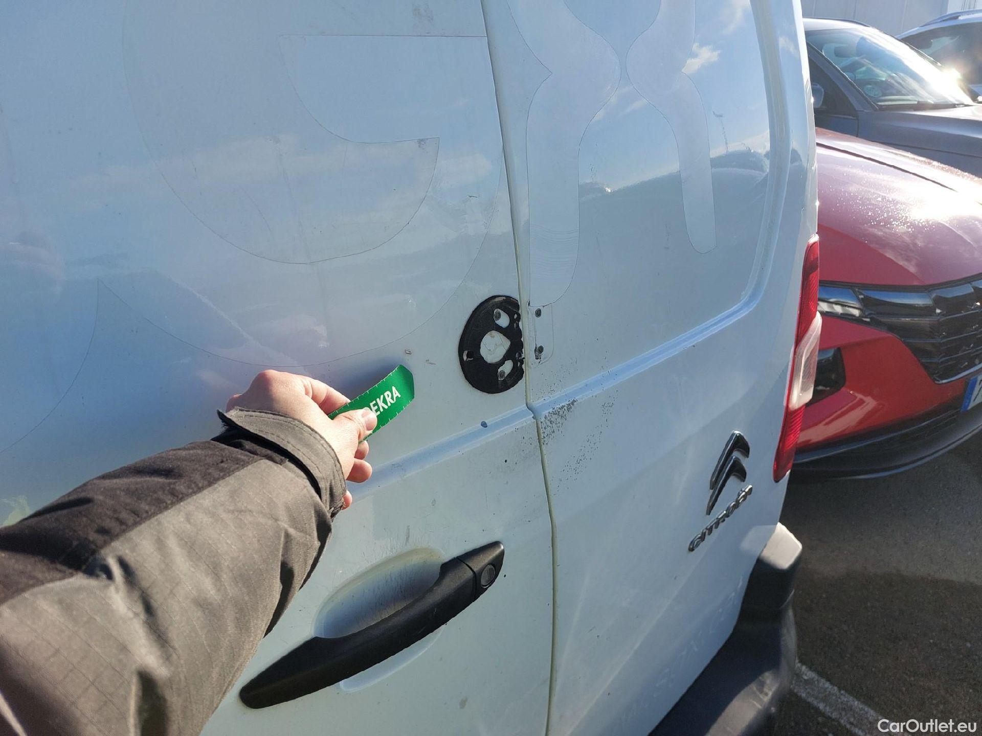  Citroen  Berlingo CITROEN  / 2018 / 3P / furgón derivado de turismo Talla M BlueHDi 100 CONTROL #16