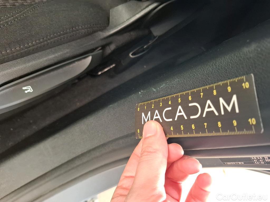  Bmw  Serie 1 BMW Série 1 / 2019 / 5P / Berline 116i DKG7 Business Design #22