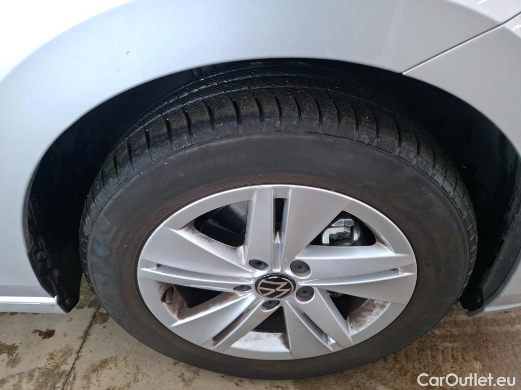  Volkswagen  Golf  VOLKSWAGEN / 2020 / 5P / Berline 2.0 TDI SCR 150 DSG7 LIFE PLUS #7